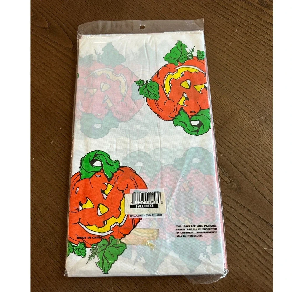 Vtg 1996 Better Home Halloween Plastic Tablecloth Jack-O-Lantern Pumpkin 52x90